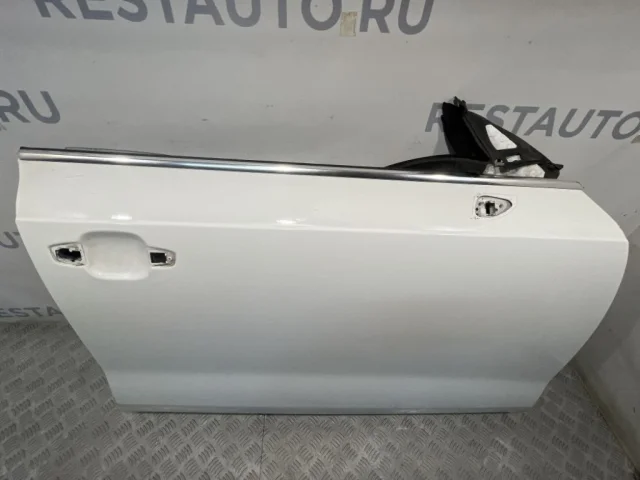 Дверь передняя правая для Audi A7 4G 2010-2014 на фотографиях