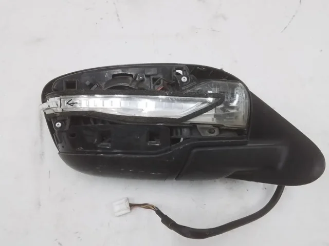 Стекла и зеркала для Nissan Juke YF15 JDM 2010-2014 на фотографиях