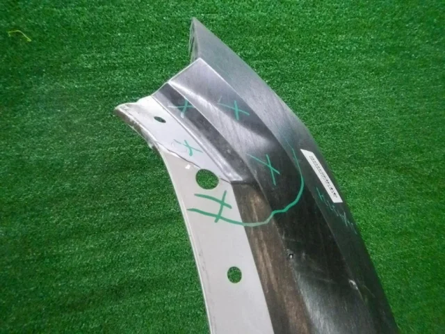 Крыло левое для Audi Q8 4M 2018-2023 на фотографиях