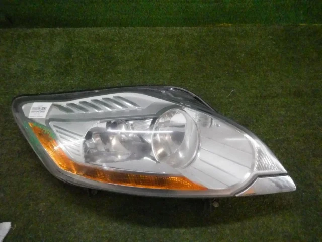 Фара левая для Ford Kuga CBV 2008-2013 на фотографиях