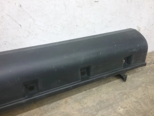 Накладка порога левая для Suzuki SX4 2006-2009 на фотографиях