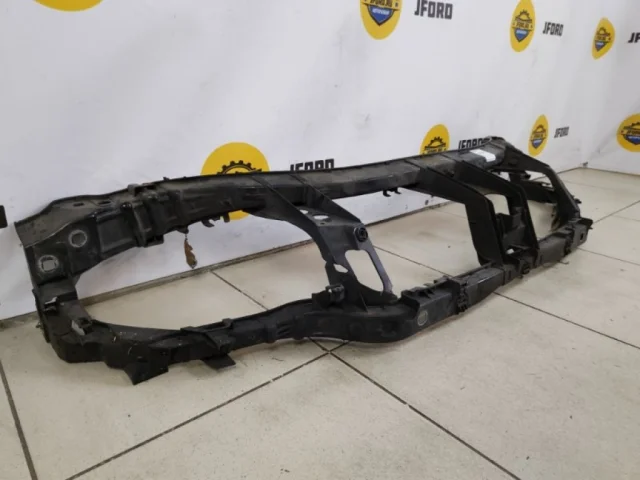 Панель радиатора (телевизор) для Ford Galaxy CD340 2006-2015 на фотографиях