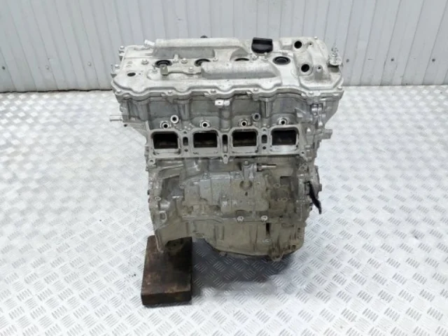 Двигатель без навесного для Toyota Camry XV50 II rest 2017-2018 на фотографиях