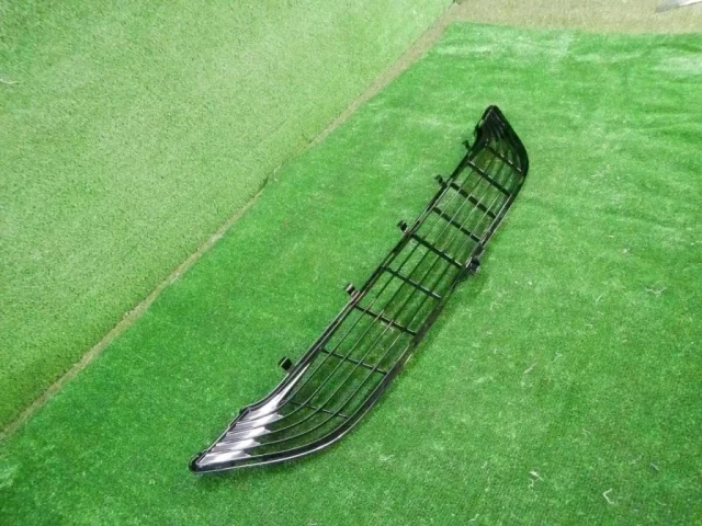 Решетка переднего бампера для Mercedes-Benz S class W222 2013-2017 на фотографиях