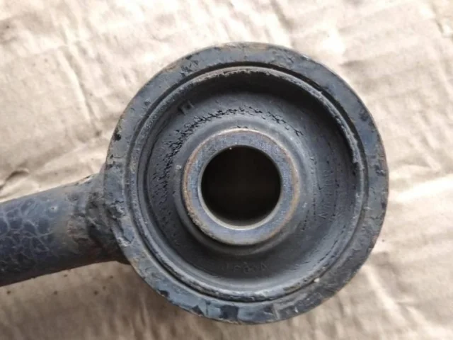 Стойка стабилизатора задняя для Nissan Murano Z51 2007-2015 на фотографиях