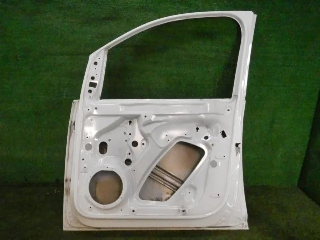 Двери для Volkswagen Caddy IV (2K) 2015-2020 на фотографиях