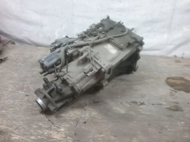 Раздатка для Mitsubishi Pajero V80 3dr (JDM) 2006-2014 на фотографиях