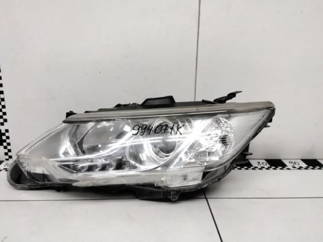 Фара левая для Toyota Camry XV50 II rest 2017-2018 на фотографиях