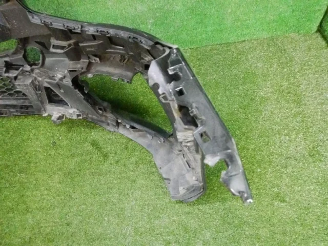 Бампер передний для Mercedes-Benz S class W223 2021+ на фотографиях