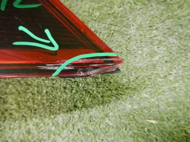 Фонарь внешний правый для Volkswagen Passat (B8.5) 2019+ на фотографиях