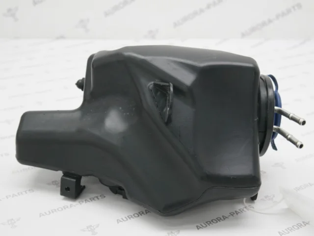 Бачок омывателя для Mercedes-Benz S class W222 2013-2017 на фотографиях