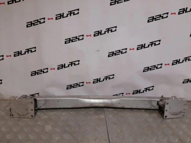 Усилитель бампера передний верхний для Citroen DS4 2011-2016 на фотографиях