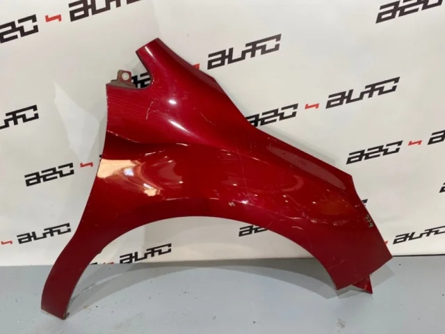 Крылья для Citroen DS4 2011-2016 на фотографиях