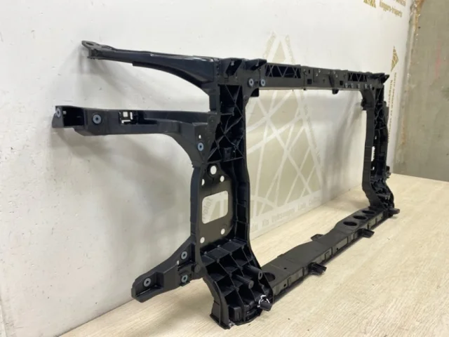 Панель радиатора (телевизор) для Hyundai Tucson NX4 2020+ на фотографиях