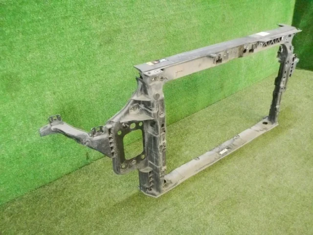 Панель радиатора (телевизор) для Kia Cerato YD 2016-2020 rest. на фотографиях