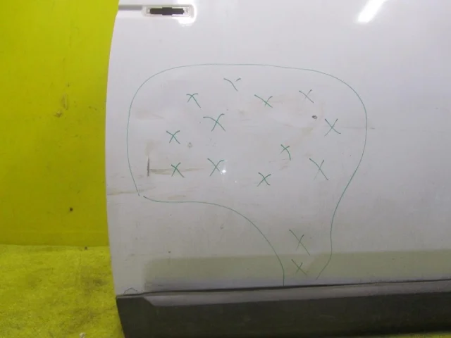 Дверь передняя левая для Land Rover Discovery L319 Rest 2013-2017 на фотографиях