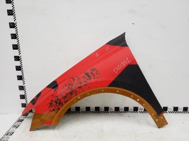 Крыло левое для Audi Q8 4M 2018-2023 на фотографиях