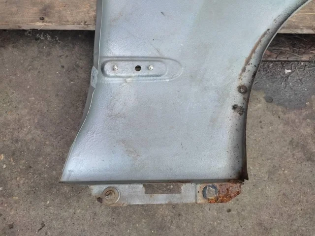 Крылья для Mercedes-Benz S class W220 1998-2005 на фотографиях