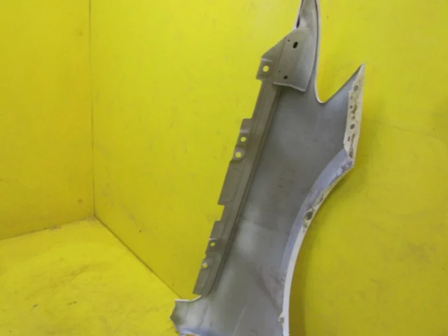 Крылья для Volkswagen Passat (B8) Variant 2014-2019 на фотографиях