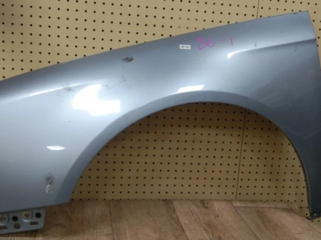 Крыло левое для Volkswagen Passat Variant (B6, Typ 3C) 2004-2010 на фотографиях