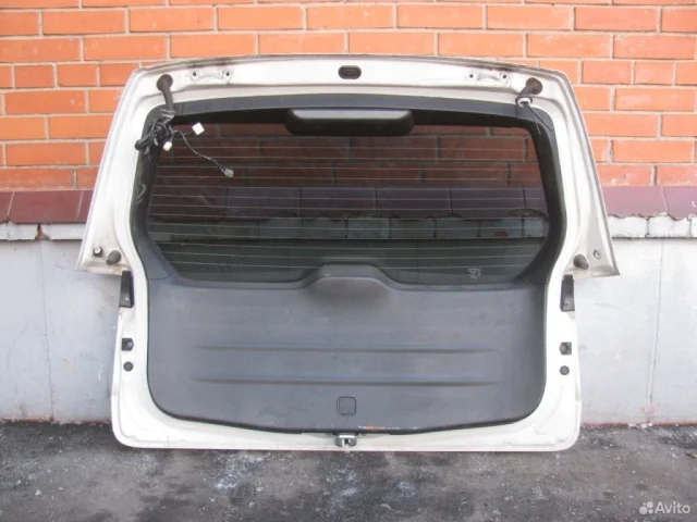 Дверь багажника для Subaru Forester SH 2008-2012 на фотографиях