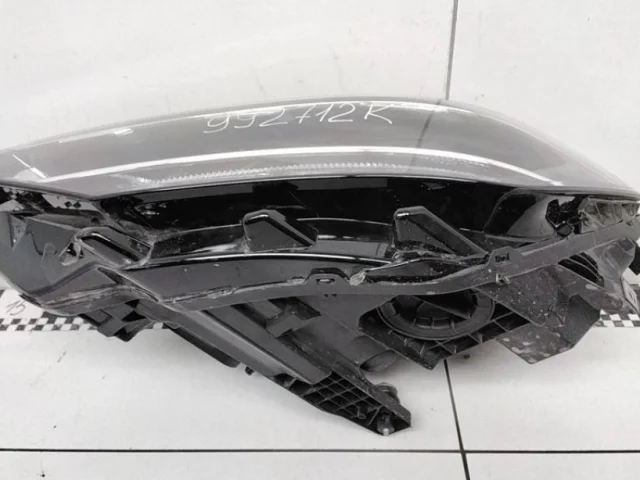 Фары для Volkswagen Passat (B8.5) 2019+ на фотографиях