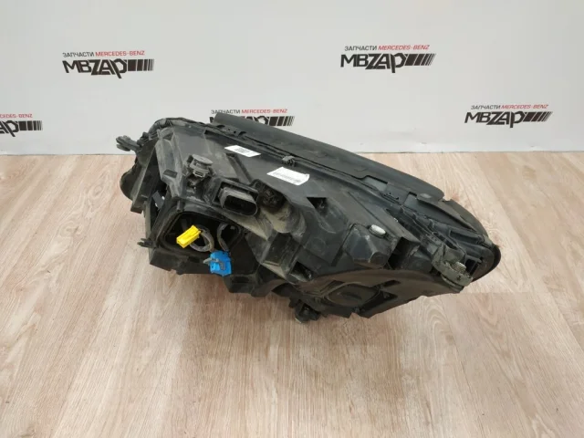 Фара правая для Mercedes-Benz S class X222 Maybach 2014-2017 на фотографиях