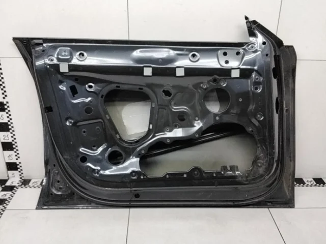 Двери для Audi A7 C8 2018+ на фотографиях