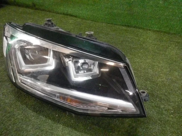 Фара правая для Volkswagen Caddy IV (2K) 2015-2020 на фотографиях