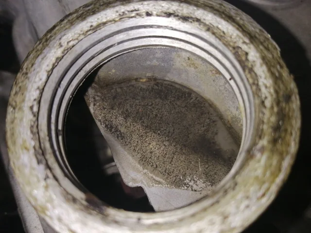 Двигатель для Toyota Avensis Хетчбек T250 2003-2008 на фотографиях