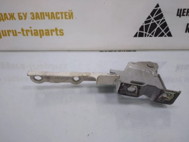 Петля капота левая для Hyundai ix35 1 2009-2013 на фотографиях