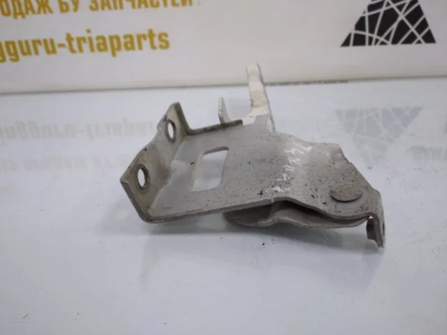 Петля капота левая для Hyundai ix35 1 2009-2013 на фотографиях