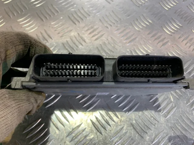 Блок управления АКПП для Citroen C4 Хэтчбек 3dr 2004-2011 на фотографиях