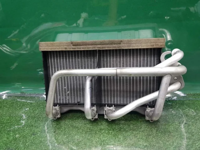 Радиатор печки для BMW 7er Е38 1994-2001 на фотографиях