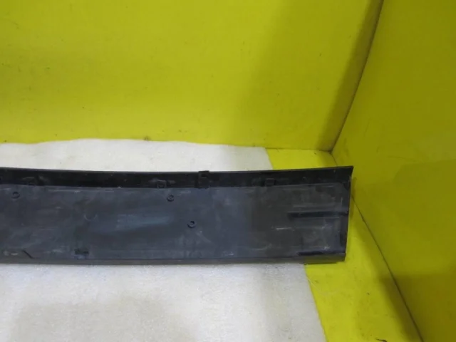 Накладка переднего бампера правая для Ford Kuga CBV 2008-2013 на фотографиях