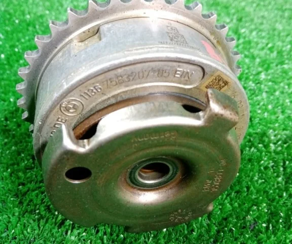 Регулятор фаз газораспределения для BMW X5 Е70 2006-2013 на фотографиях