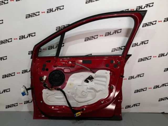 Дверь передняя правая для Citroen C4 Седан 2010-2016 на фотографиях