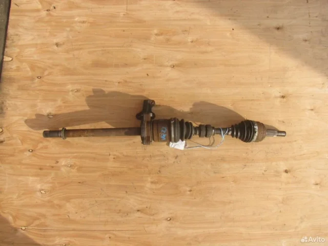 Привод передний правый для Nissan Teana J31 2003-2007 на фотографиях