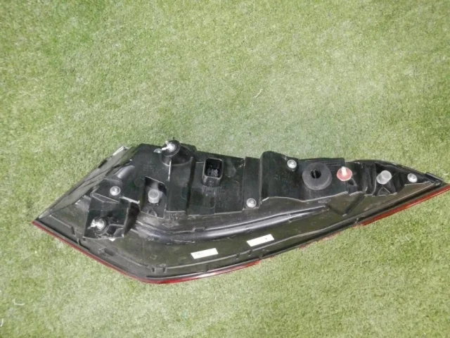 Фонарь левый для Mercedes-Benz S class W223 2021+ на фотографиях