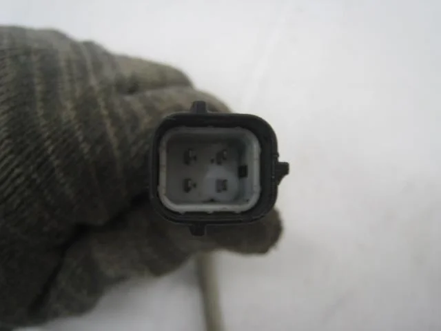 Лямбда-зонд (второй) для Nissan X-Trail T31 RU 2007-2014 на фотографиях