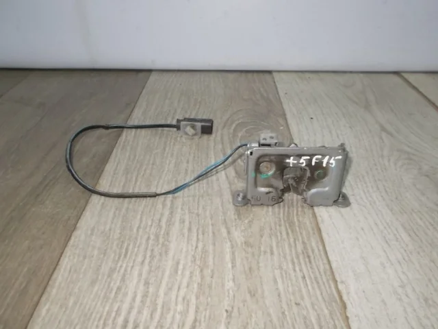 Замок капота левый для BMW X5 F15 (Ф15) 2013-2018 на фотографиях