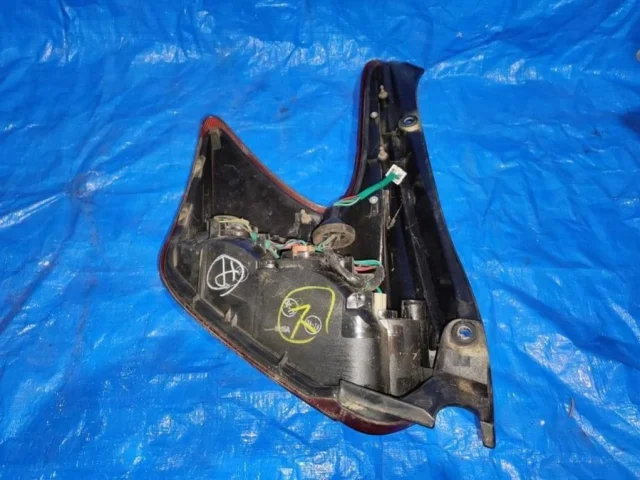 Фонарь левый для Nissan Juke YF15 JDM 2010-2014 на фотографиях