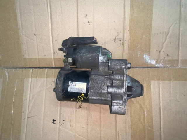 Стартер для Citroen C4 Хэтчбек 2004-2011 на фотографиях