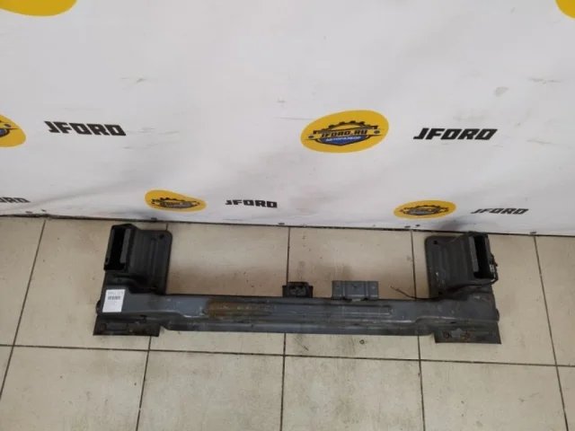 Усилитель переднего бампера для SsangYong Actyon CK rest 2013-2014 на фотографиях