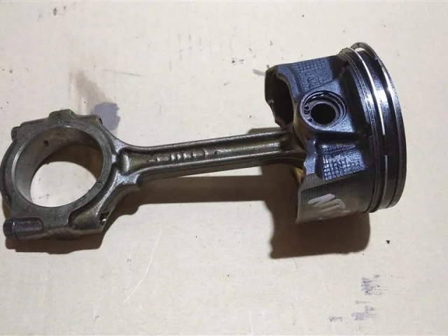 Шатун для Nissan Teana J31 2003-2007 на фотографиях