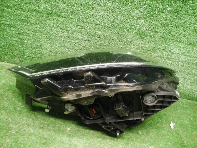 Фары для Volkswagen Passat (B8.5) 2019+ на фотографиях