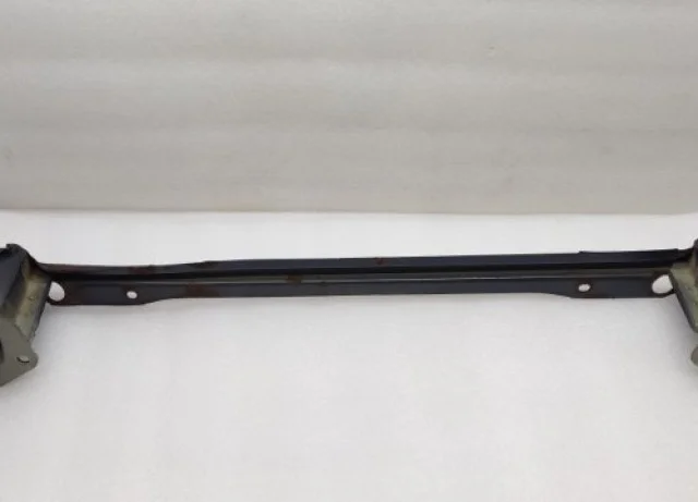 Усилитель заднего бампера для Subaru Forester SH 2008-2012 на фотографиях