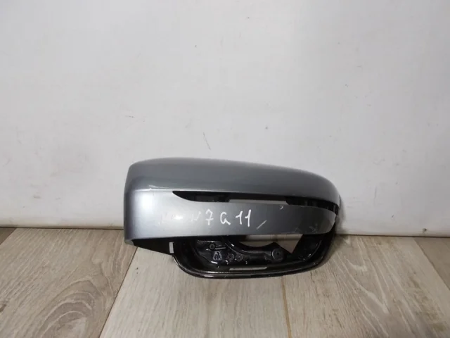 Накладка зеркала левого для BMW 5er G30 2016-2023 на фотографиях