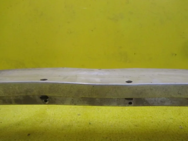 Усилитель бампера передний нижний для Mercedes-Benz S class W222 2013-2017 на фотографиях