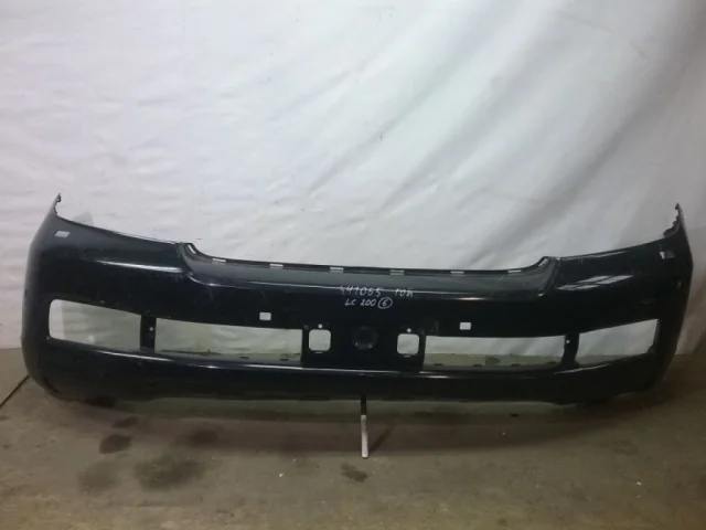 Бампер передний для Toyota Land Cruiser 200 (JDM) 2007-2013 на фотографиях